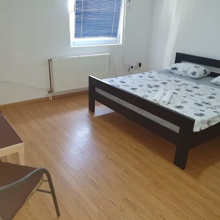 Damir Emir Guest house 3*